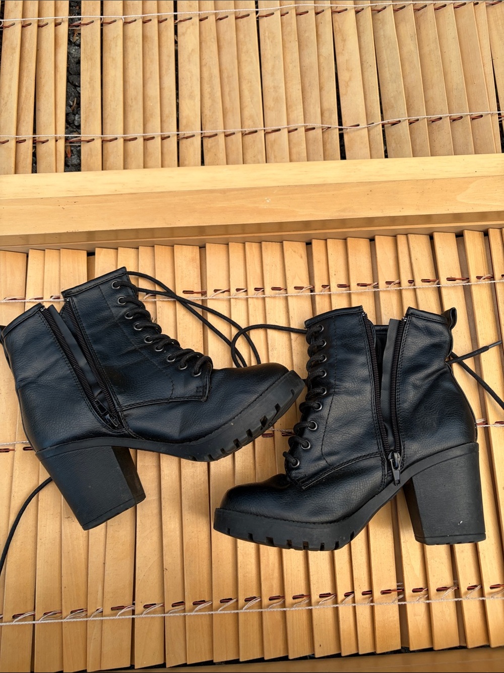 Zigi Soho Black Lace-Up Chunky Heel Ankle Boots
